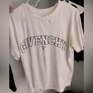 Small Mens Givenchy T Shirt (authentic)